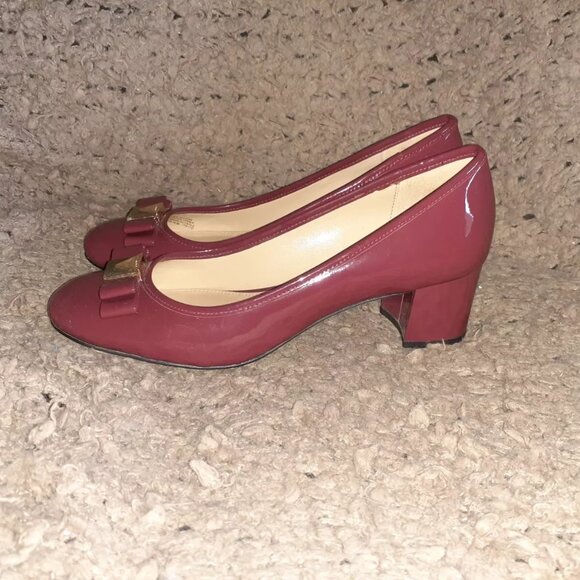 MICHAEL KORS-Caroline-Mulberry Patent Leather Pumps-Mid-Heel-Sz 6.5-Excellent - Picture 2 of 7
